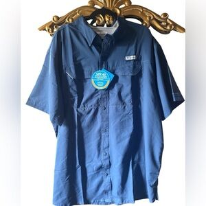 Columbia Men's Casual Blue Button Down Shirt